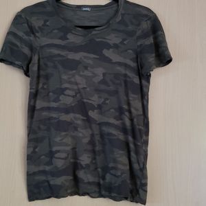 Monrow camo t shirt